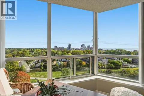 1276 MAPLE CROSSING Boulevard Unit# 1406