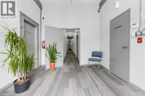 16 MYRTLE Avenue Unit# 4- LOWER