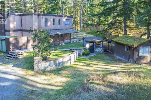821 Ebadora Lane
