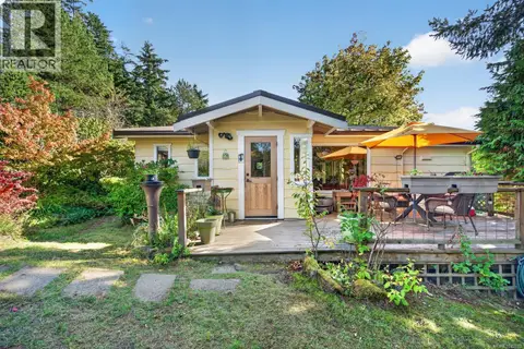 130 Booth Canal Rd