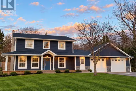 45 Earl Drive