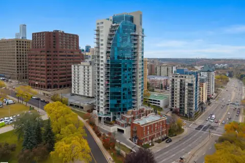 #203 9720 106 ST NW