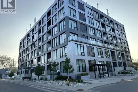 690 KING Street W Unit# 524