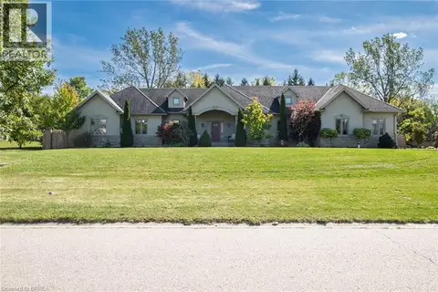 24 WINGROVE WOODS