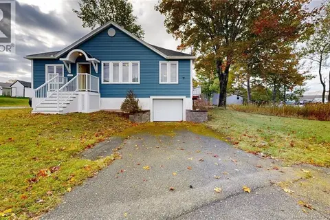 240 Loch Lomond Road