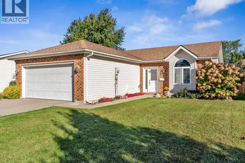 27 EASTGROVE