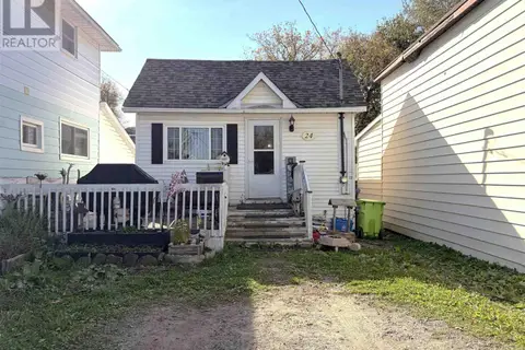 24 Pardee AVE