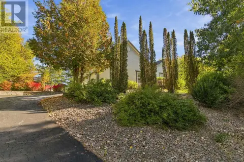 44 Brackstone Court