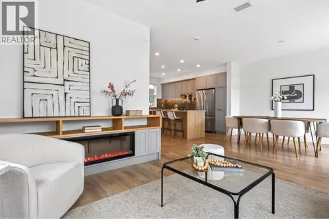 131 1290 MITCHELL STREET