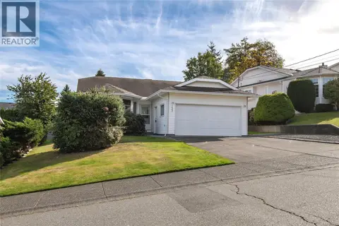 1667 Meadowbrook Dr