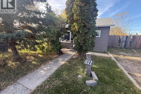 811 109th STREET