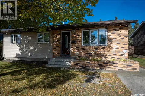 72 Redwood DRIVE