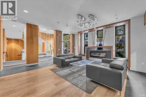 307 733 W 14TH STREET