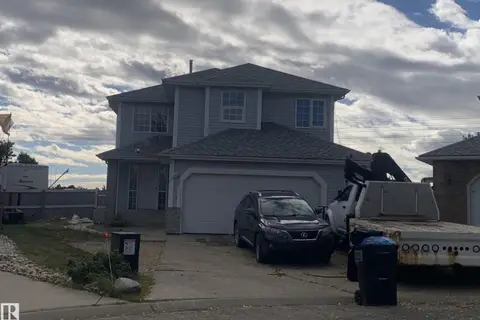 11511 9 AV NW