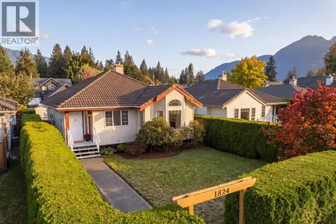 1824 WILLOW CRESCENT
