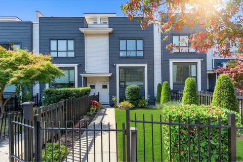 218 2277 OAK MEADOWS DRIVE