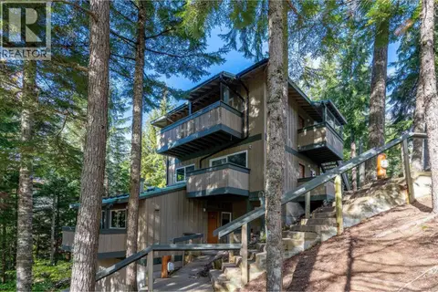202 2101 CASTLE DRIVE