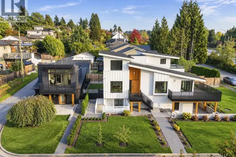 366 W 25TH STREET