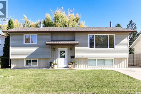 71 Langrill DRIVE