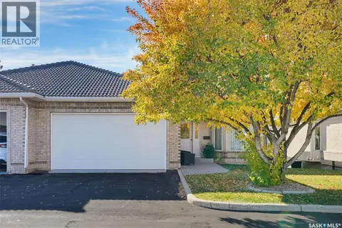 32 315 Bayview CRESCENT
