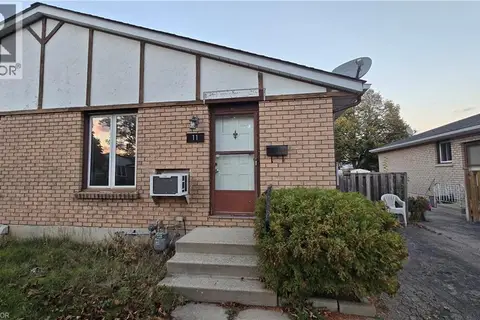11 DEBBY Crescent