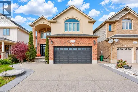 444 THOMAS SLEE Drive