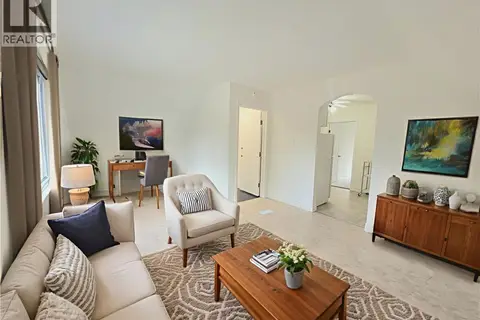 121 BLUCHER Street Unit# 2