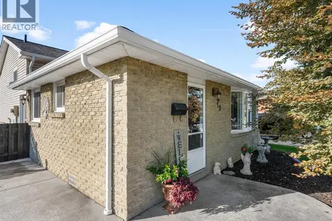 15 Ventnor AVENUE