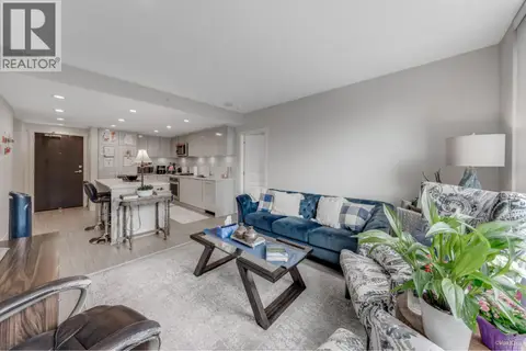 304 3100 WINDSOR GATE