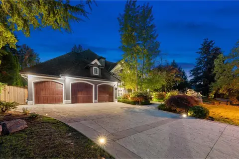 3415 CANTERBURY DRIVE