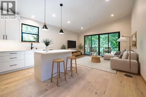 916 CARBONATE Street Unit# 2