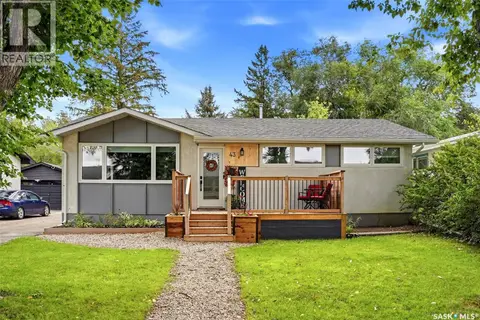 43 RICHARDSON CRESCENT