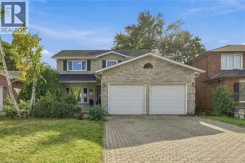 18 ROWNTREE Drive