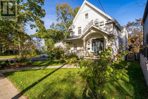 6029 Inglis Street