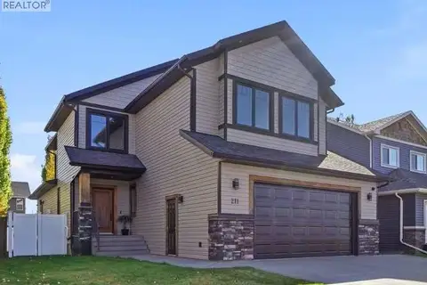 211 Voisin Close