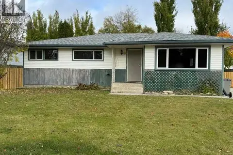 8 McLeod Drive