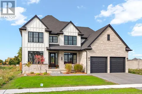 826 EAGLETRACE DRIVE