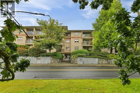 301 1694 Cedar Hill Cross Rd