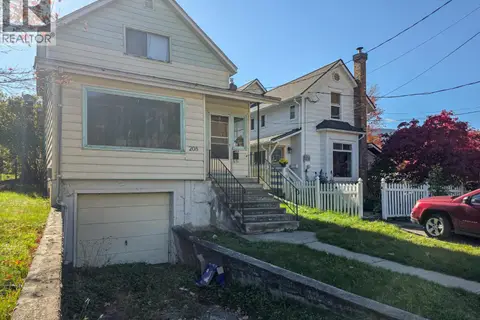 208 ANDERSON Street