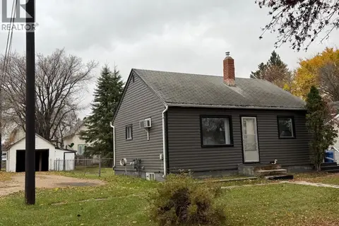 182 Fourth AVENUE N