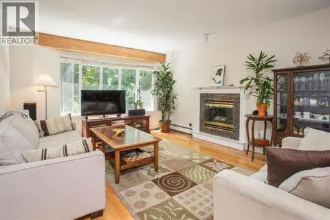 Upper-2945 W 12TH AVENUE