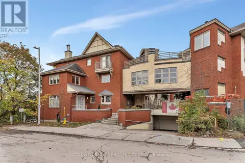 122D - 250 FOUNTAIN PLACE