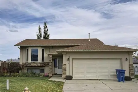 20 Mt Backus Place W