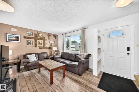 64 HABITAT CR NW