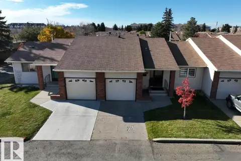 10672 153 AV NW