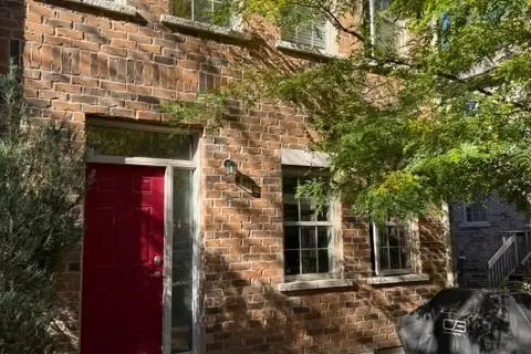 16 BEATRICE Lane