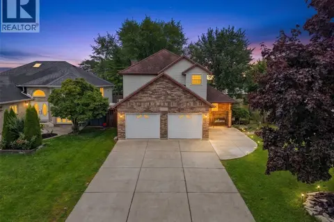2920 STRAWBERRY DRIVE