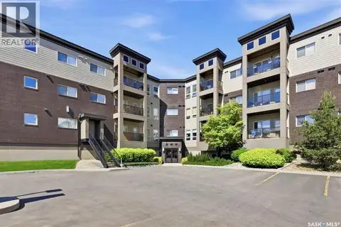 111 115 Willowgrove CRESCENT