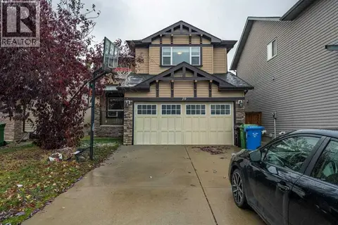 19 Silverado Skies Bay SW