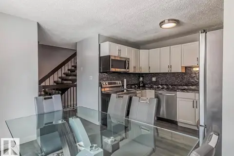 3221 132A AV NW
